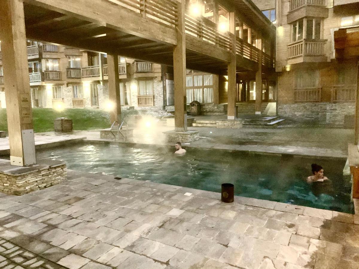 Entire Private Apartment In Pirin Golf & Country Club Bansko Bagian luar foto