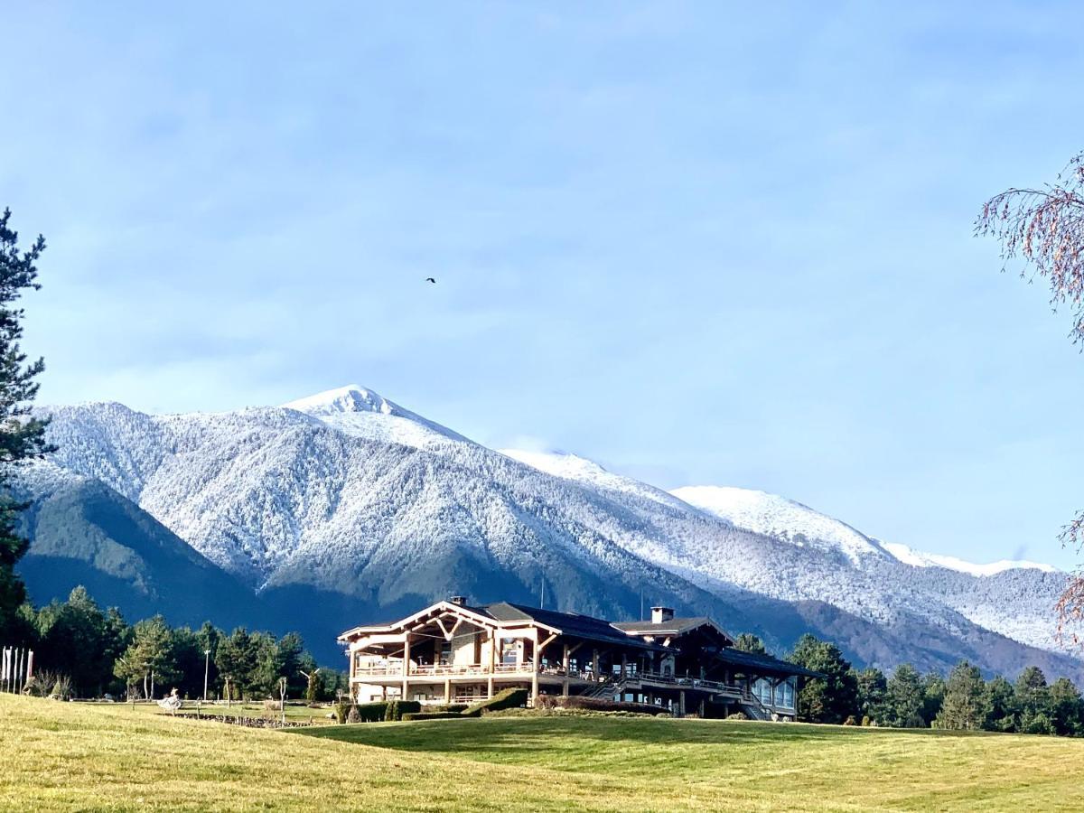 Entire Private Apartment In Pirin Golf & Country Club Bansko Bagian luar foto