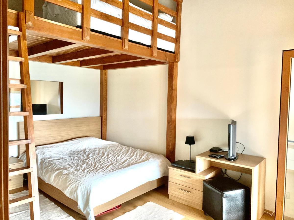 Entire Private Apartment In Pirin Golf & Country Club Bansko Bagian luar foto