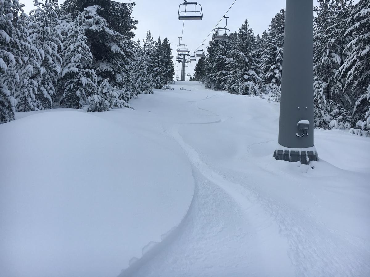 Entire Private Apartment In Pirin Golf & Country Club Bansko Bagian luar foto